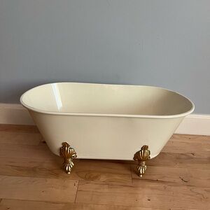 🛑SOLD🛑 Metal Tub